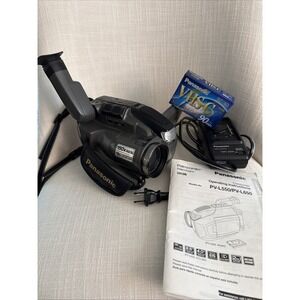 Panasonic PV-L650D Palmsight‎ VHS-C Analog Camera Camcorder Palmcorder Bundle